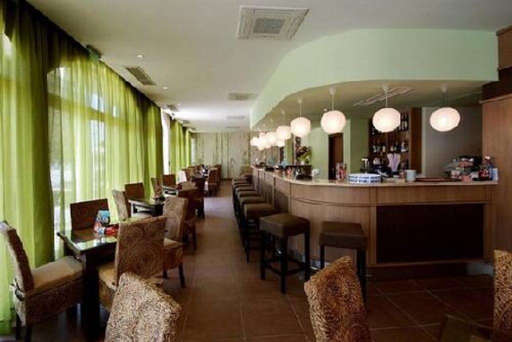 Royal Sun - Sunny Cove Apartment Słoneczny Brzeg Zewnętrze zdjęcie